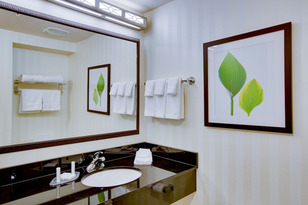 Fairfield Inn Suites Melbourne Palm Bay Viera 49/50