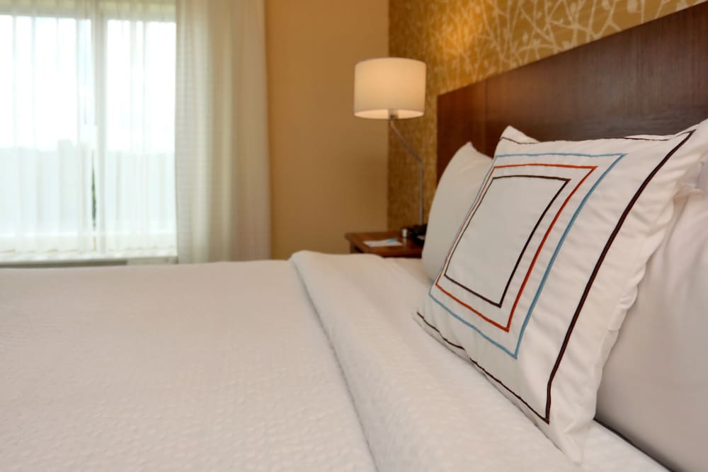 Fairfield Inn And Suites By Marriott Greenville 12/31