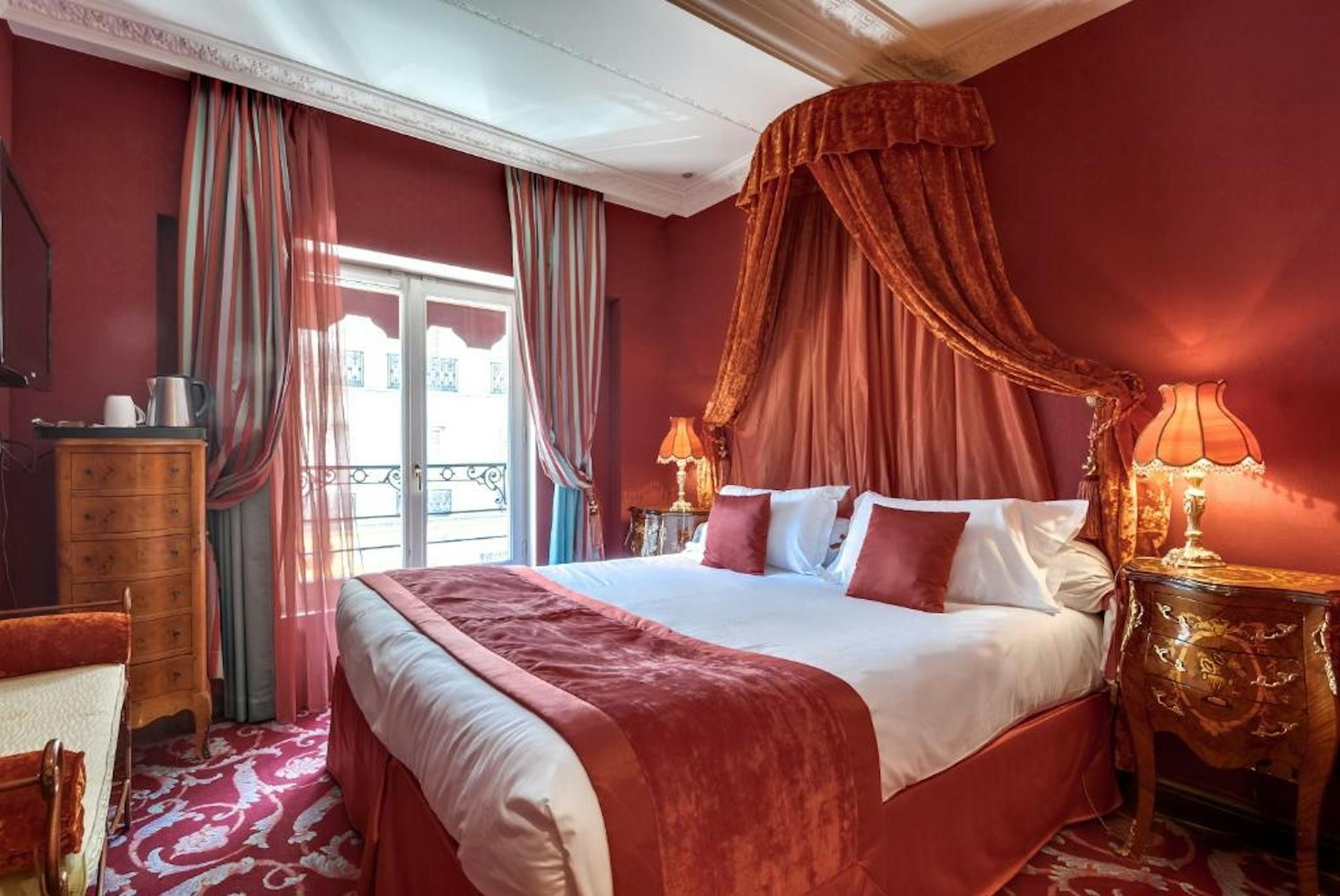 Villa Royale Pigalle 10/24