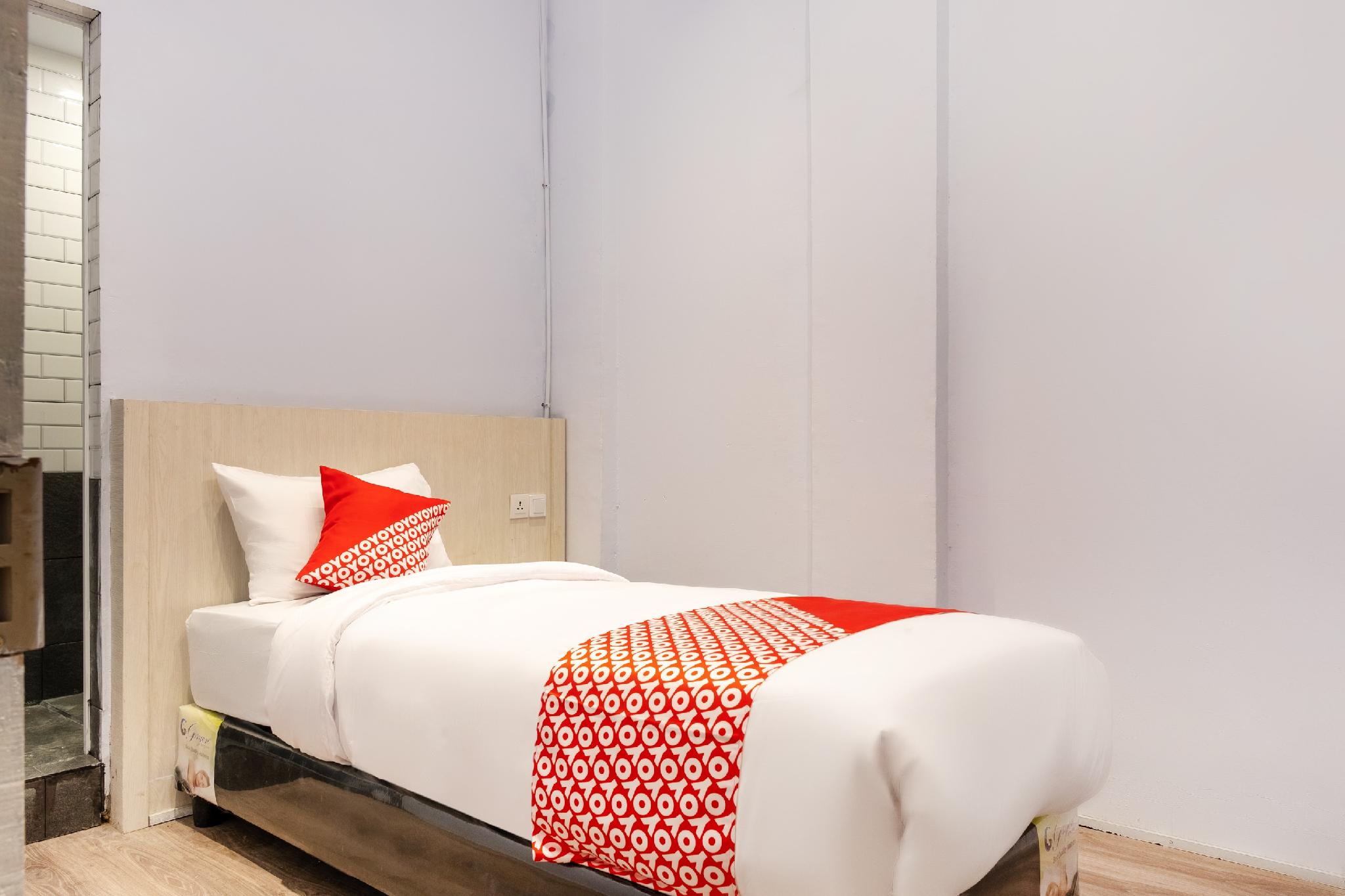 Super OYO 3150 Theodore Homestay 15/24