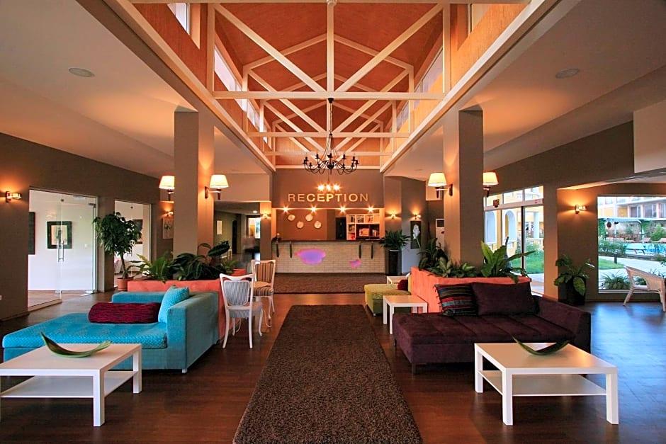 Blue Orange Beach Resort 27/42
