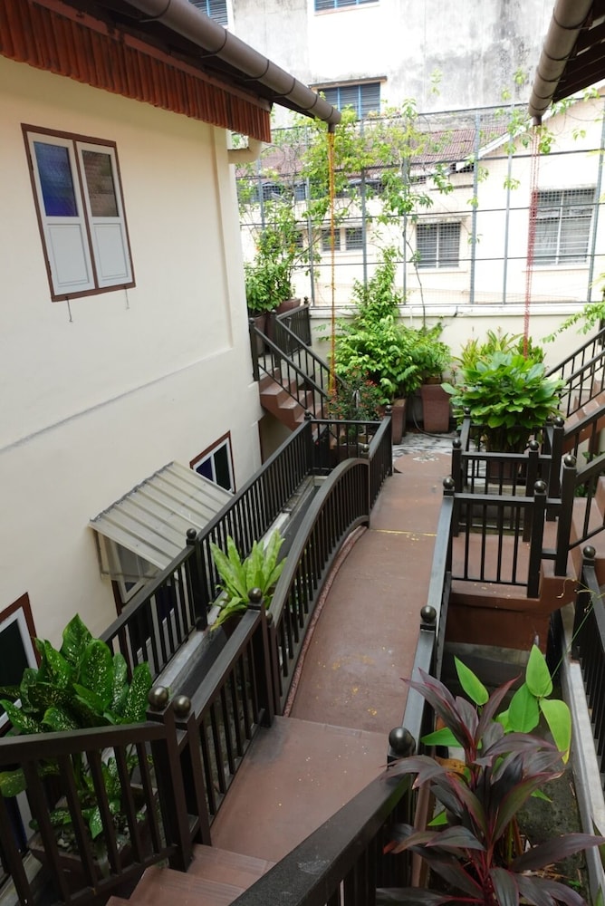 Sarang Paloh Heritage Stay & Event Hall 3/50