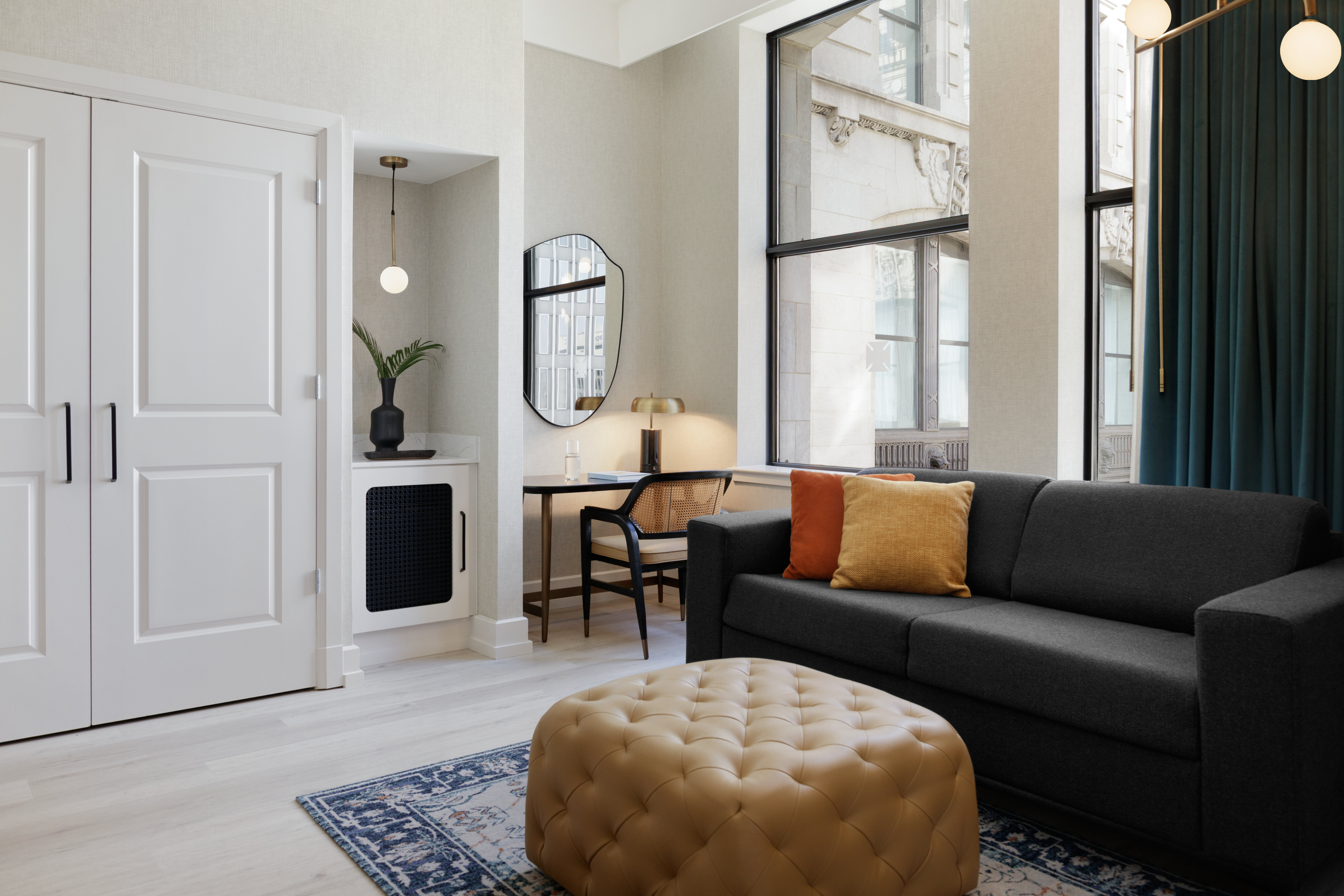Kimpton Hotel Monaco Baltimore Inner Harbor 54/82