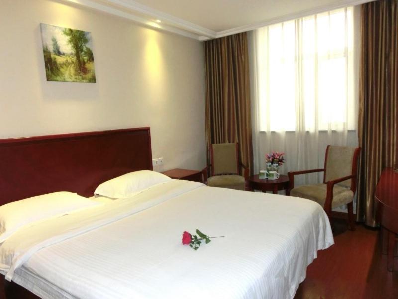 GreenTree Inn Beijing Fangshan Liangxiang Suzhuang Express Hotel 10/35