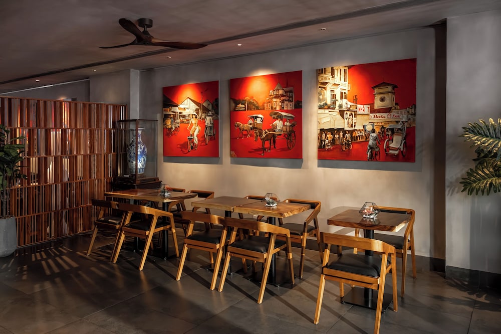 Triple E Hotel Metro Ben Thanh 42/50