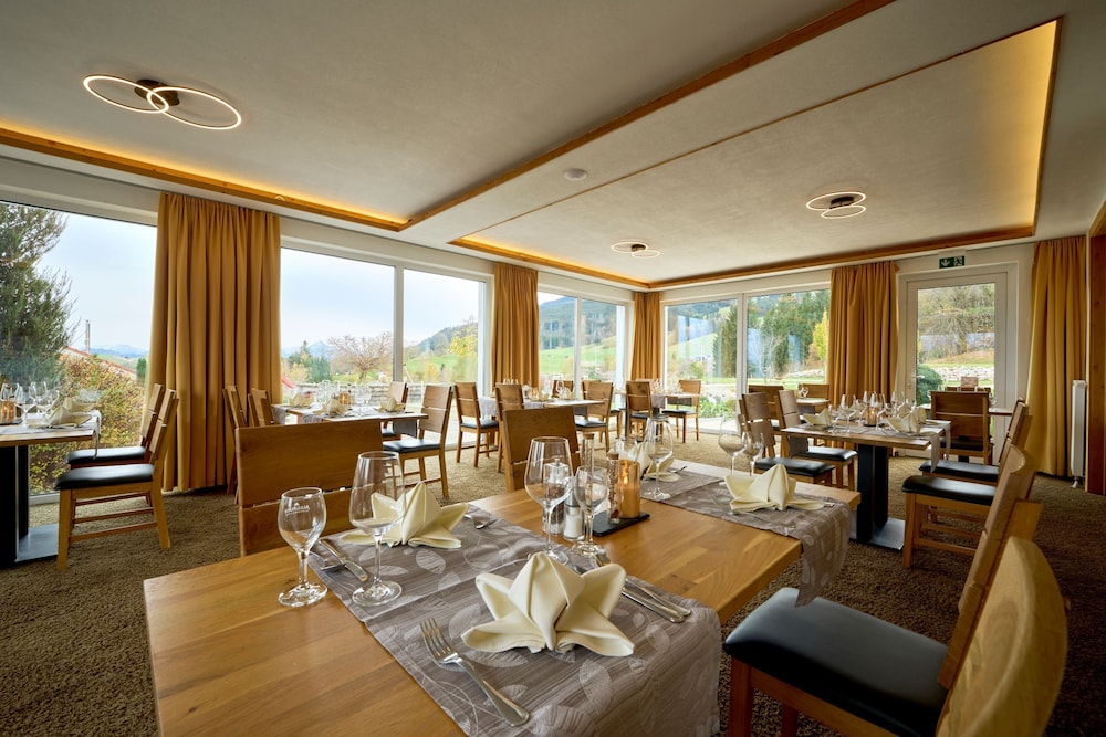 Hotel Nesselwanger Hof 40/58