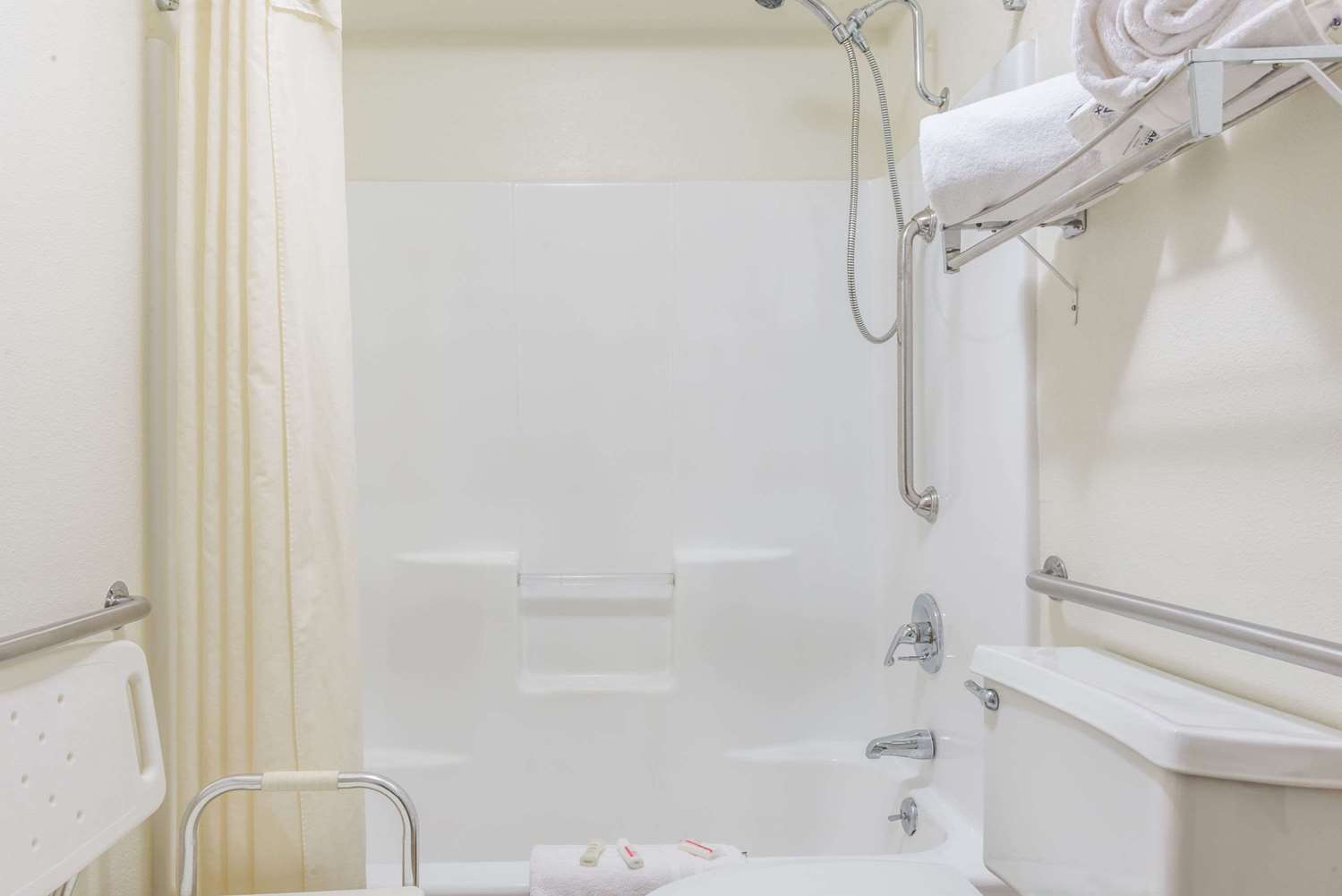 SureStay Plus by Best Western Cannon A.F.B. 26/27