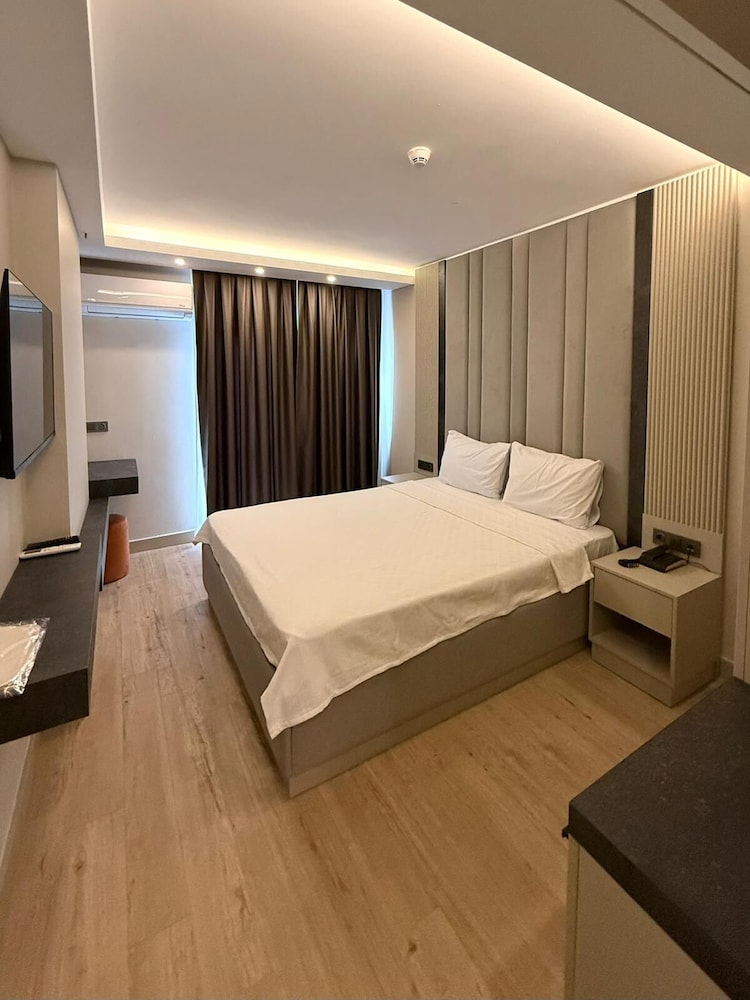 Hotel Kayalar 23/47