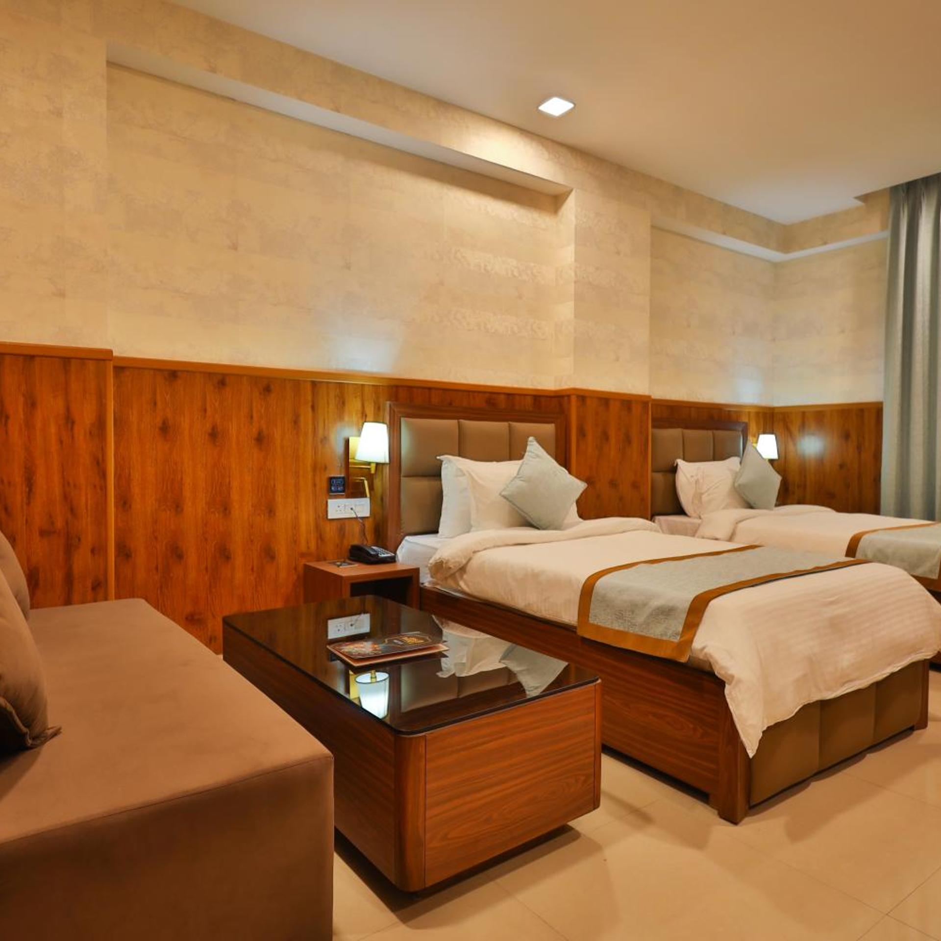 Clay Inn Hotel Gurugram 15/50