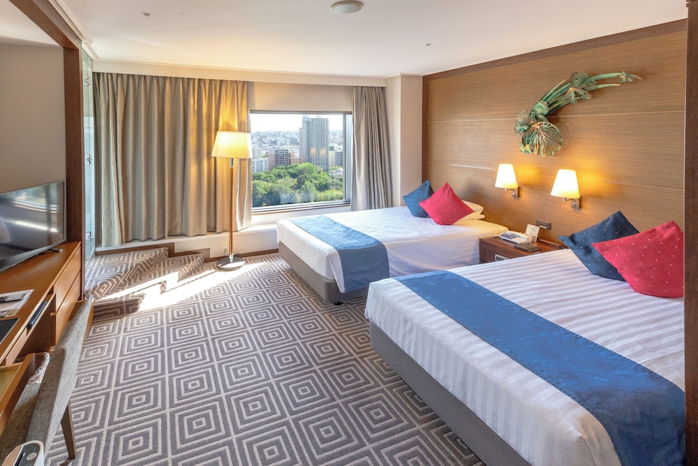 PREMIER, TWIN BEDS