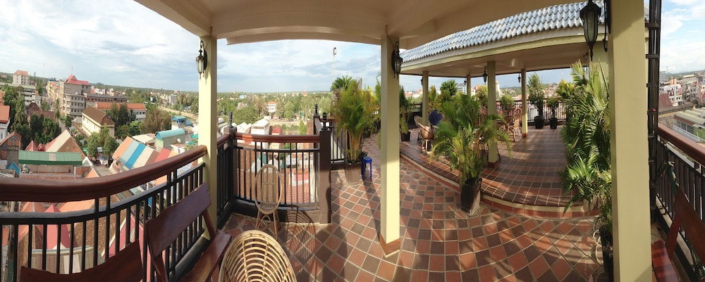 Seng Hout Hotel 5/53