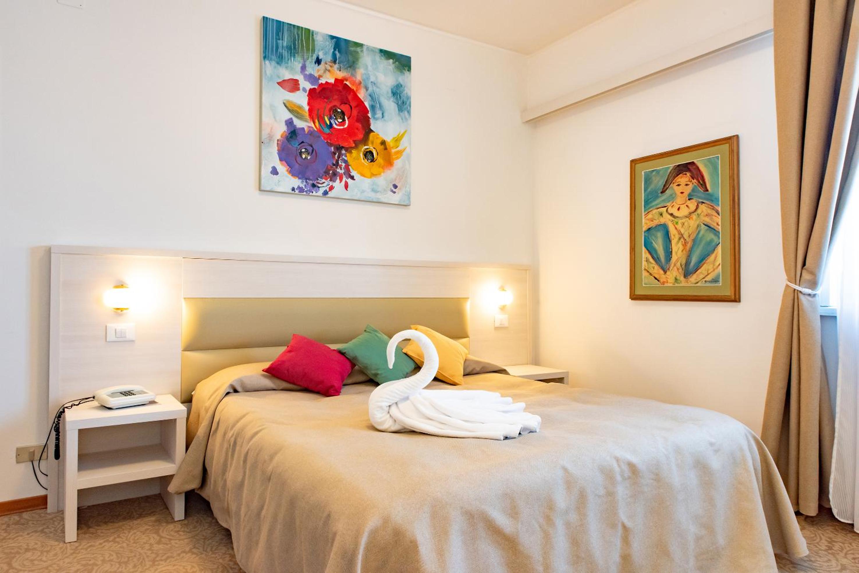 Room, Double Bed, Sea View
