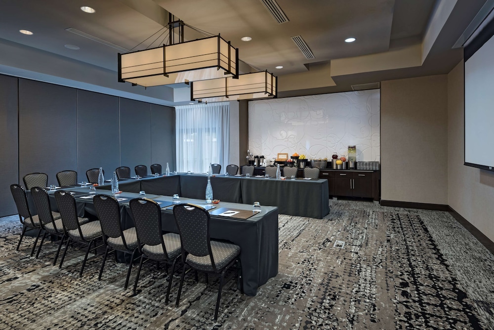 Hyatt Centric the Woodlands 51/63