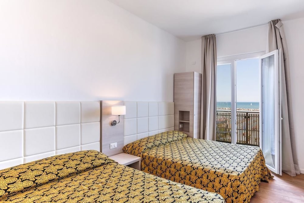 Hotel Orchidea Blu 17/35