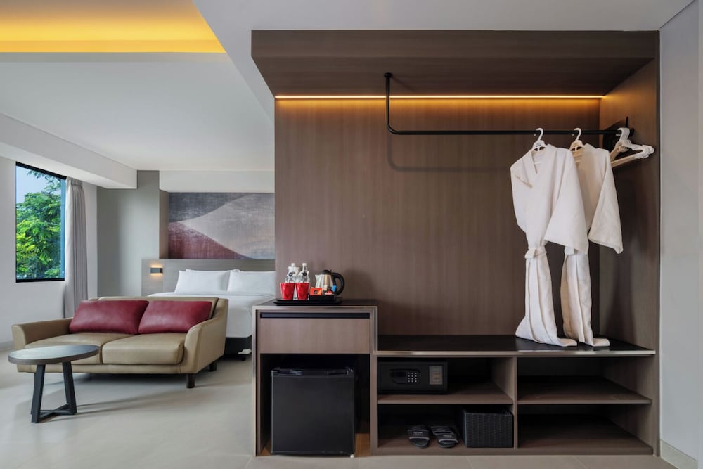 Hotel Neo Kota Baru Parahyangan 88/88