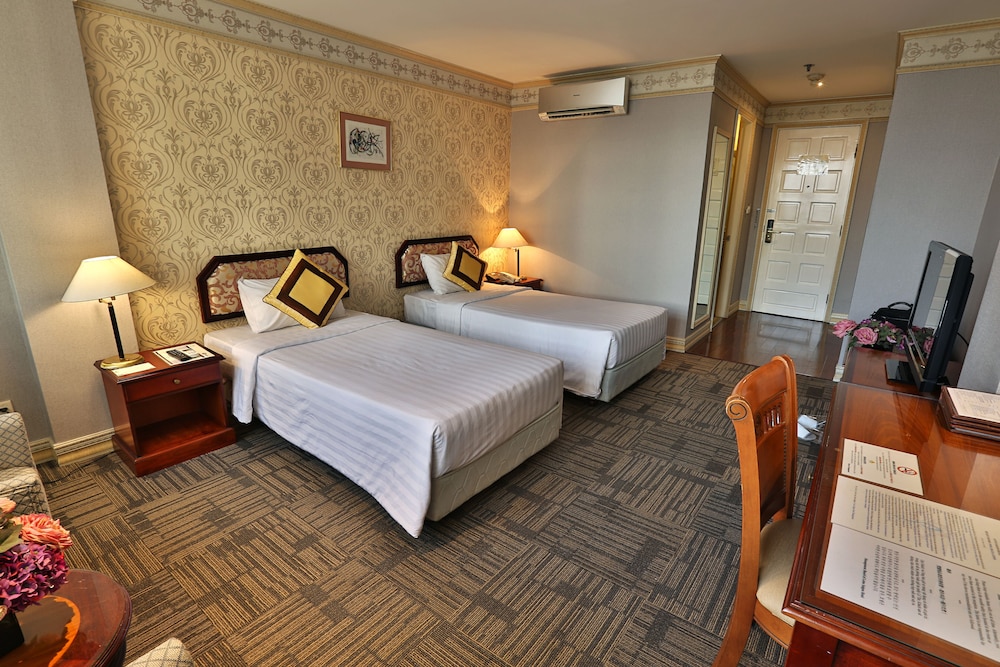Lotus Saigon Hotel 20/62