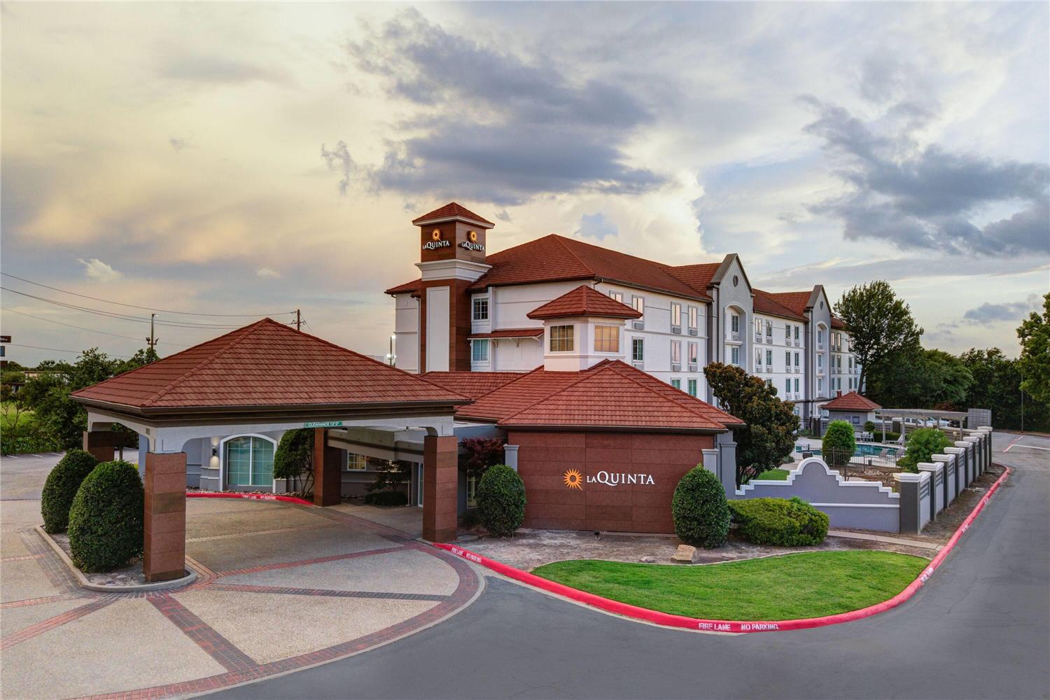 La Quinta Inn And Suites By Wyndham Sherman 1/29