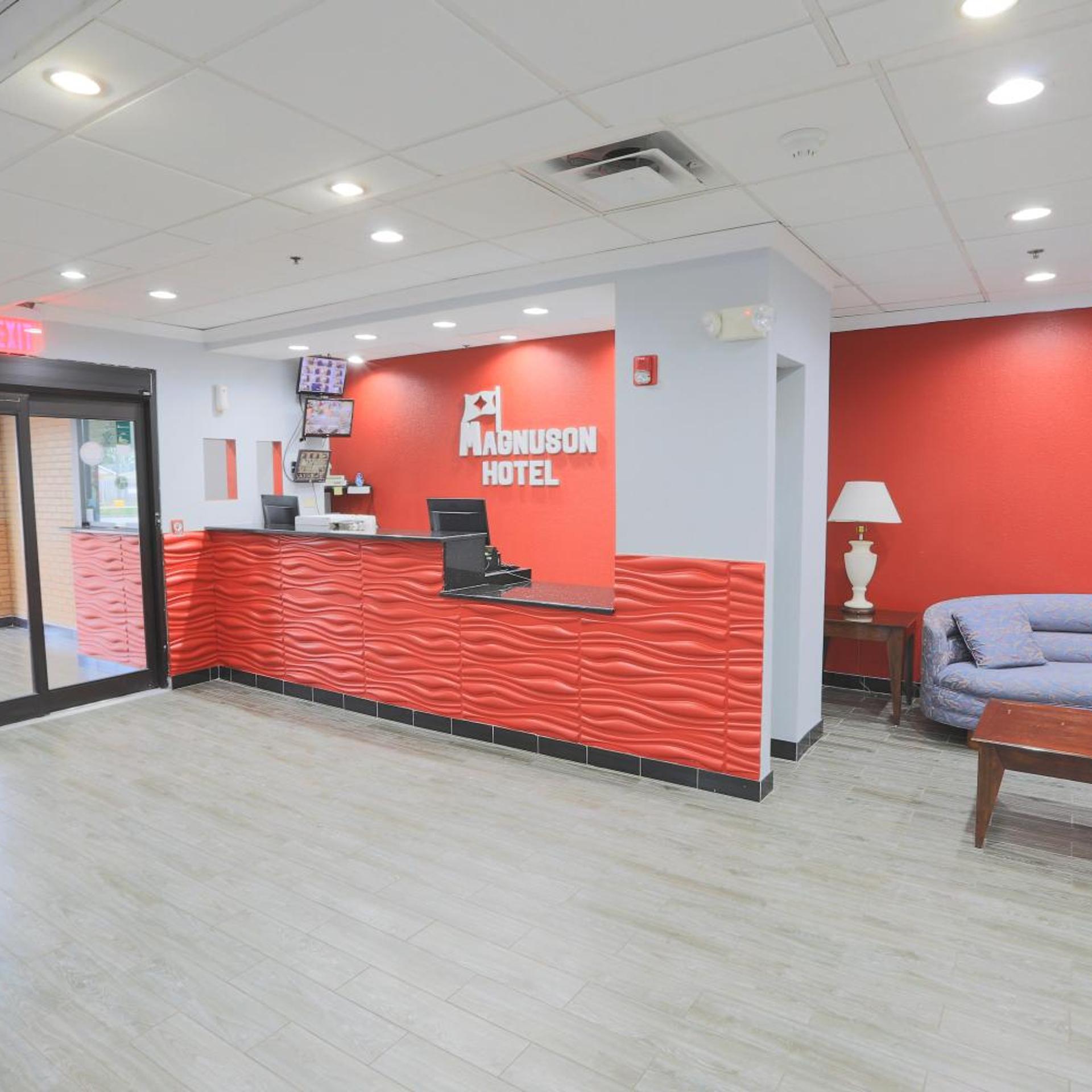 Days Inn by Wyndham Calumet Park 2/27