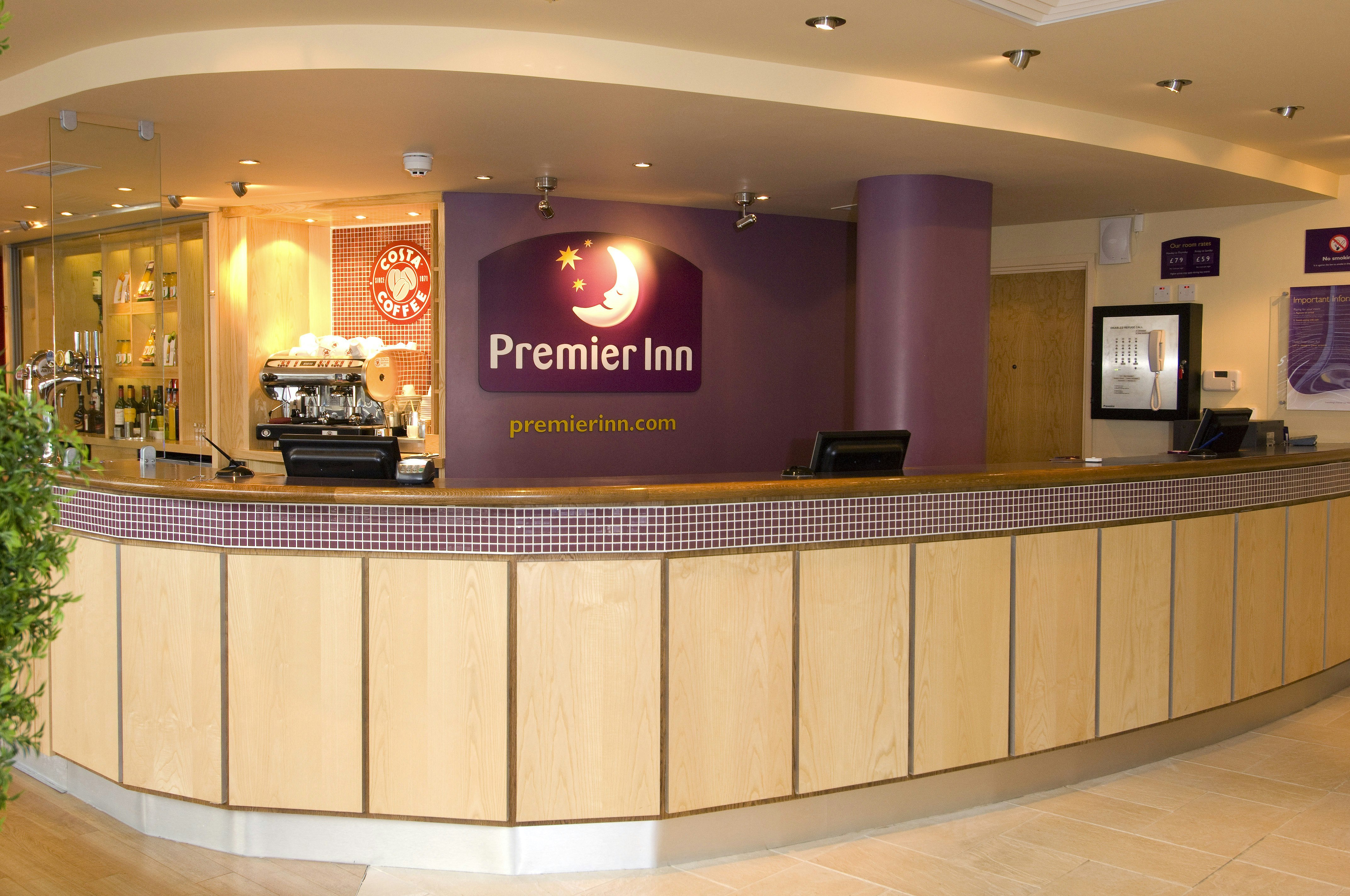 Premier Inn Reading Central 7/45