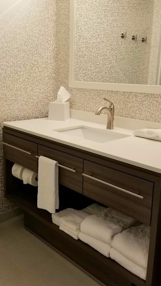 Home2 Suites By Hilton Fernandina Beach Amelia Island 14/44