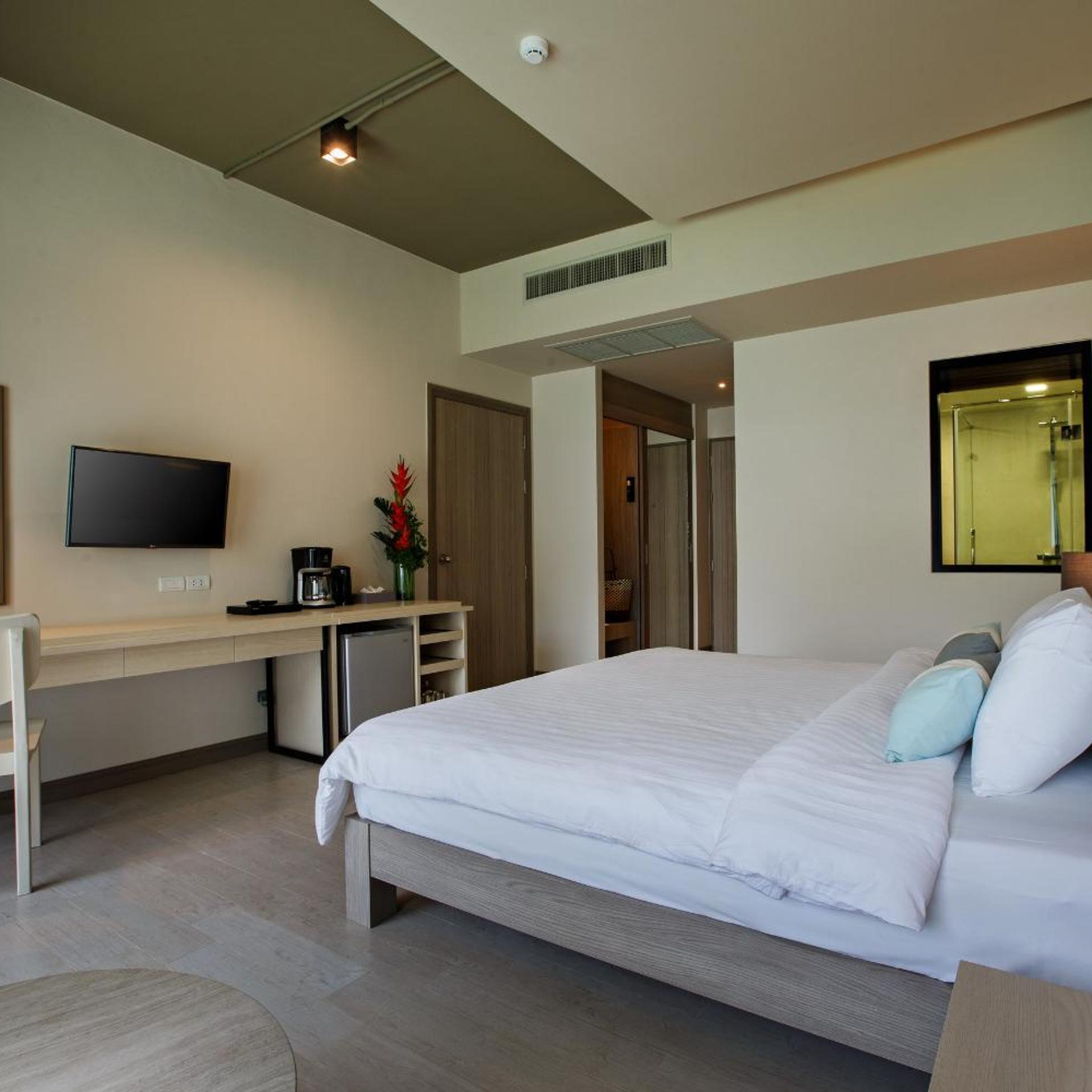 Premier, King Bed, Pool Access، Krabi La Playa Resort 4/10