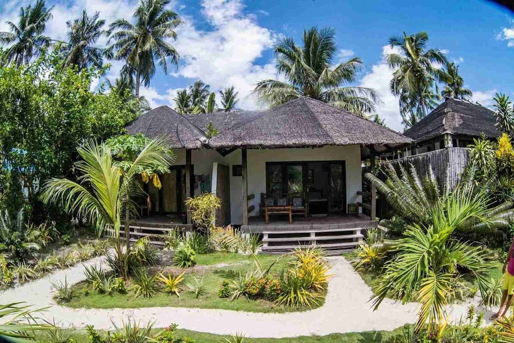 Romantic Beach Villas 43/50