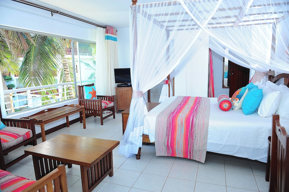 EXECUTIVE SEA VIEW CABIN