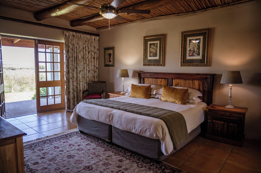 غرفة فاخرة بسريرين منفصلين بغرفة نوم واحدة، De Denne Guest House 4/7