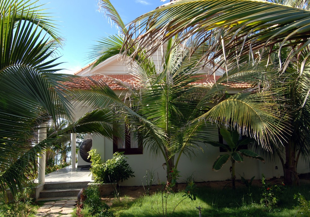 Saigon Emerald Resort 13/72
