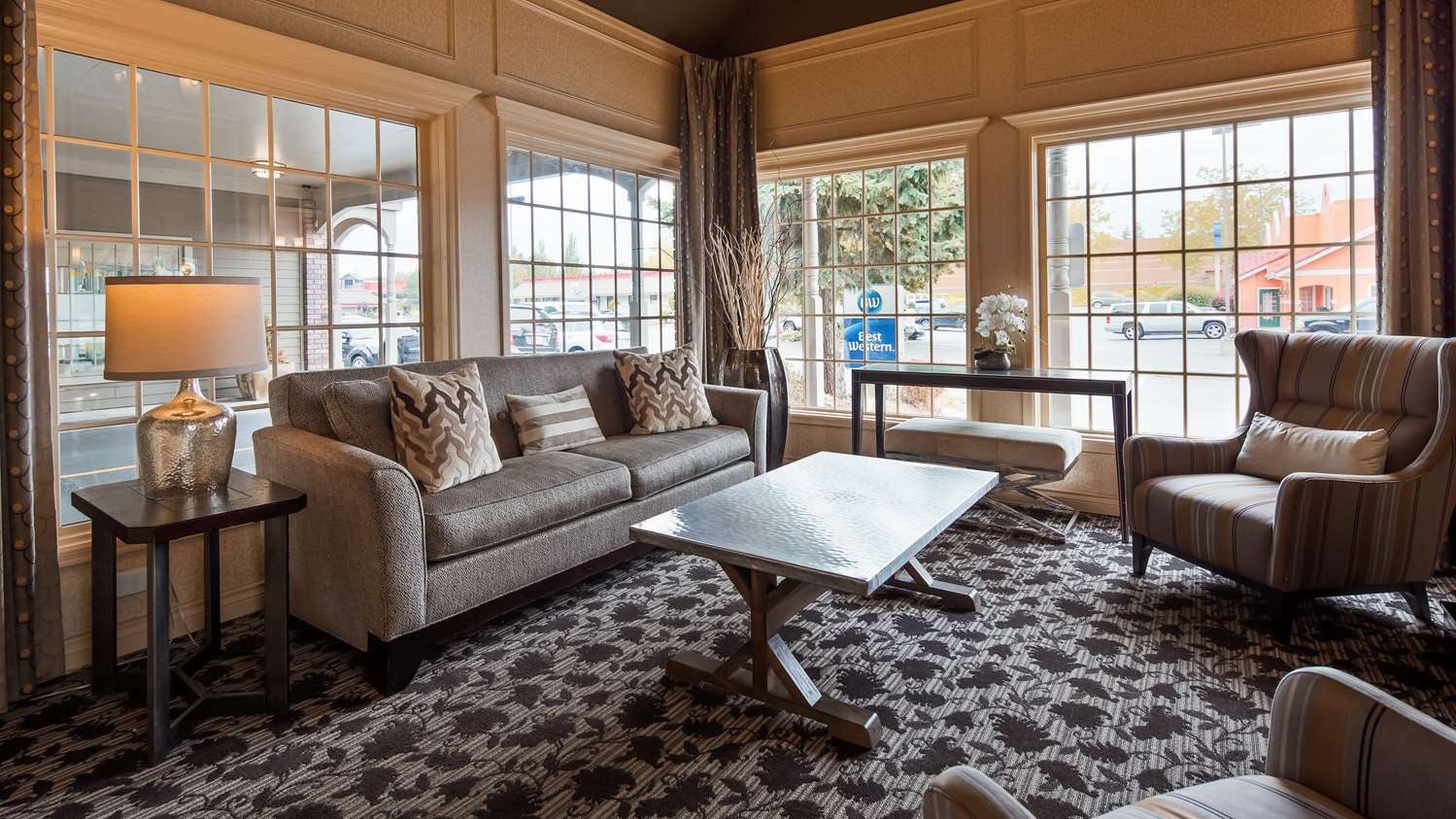 Wingate by Wyndham Bellingham Heritage Inn 32/48