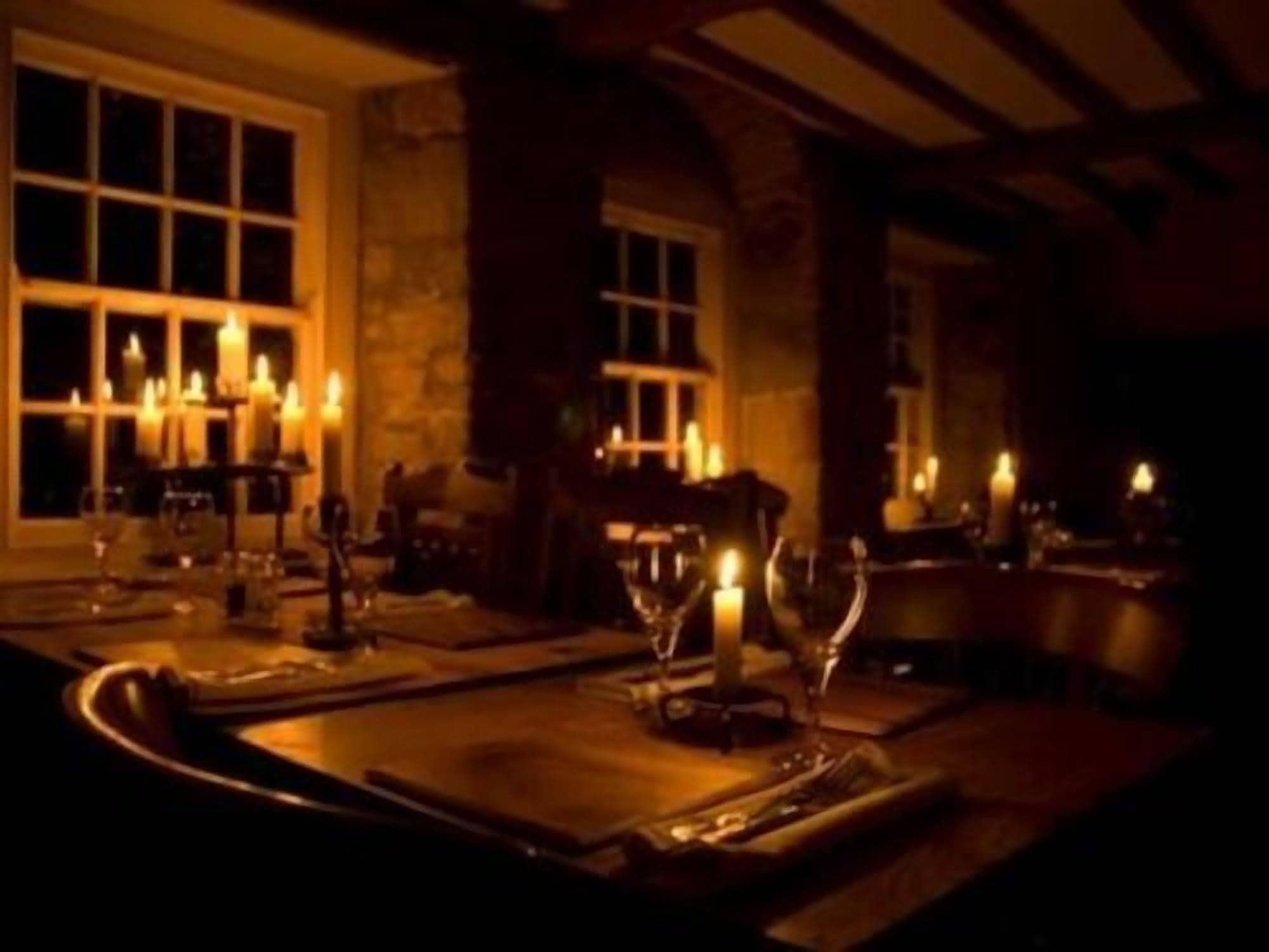 The White Lion Inn 9/15