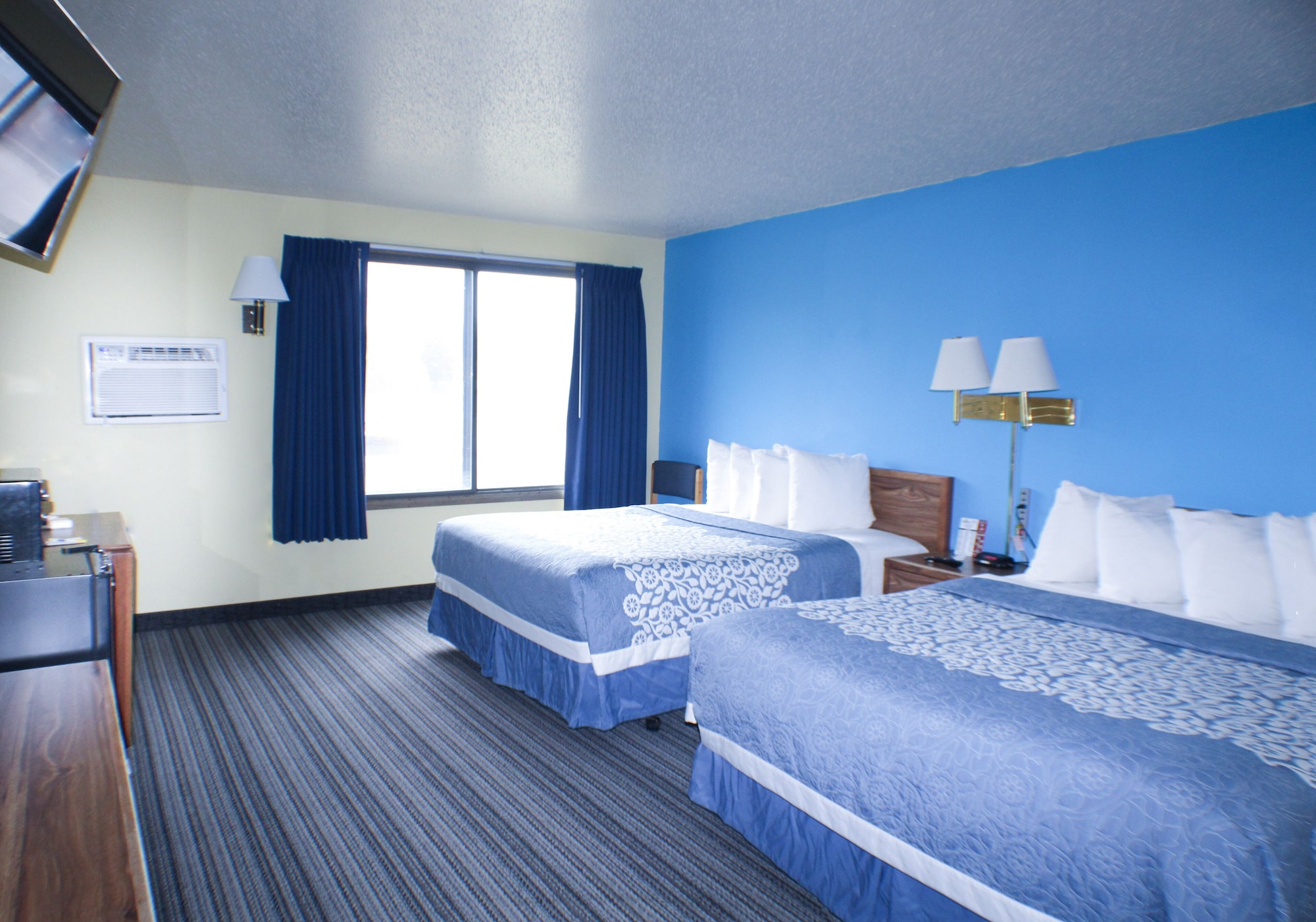 ROOM, 2 QUEEN BEDS, ACCESSIBLE