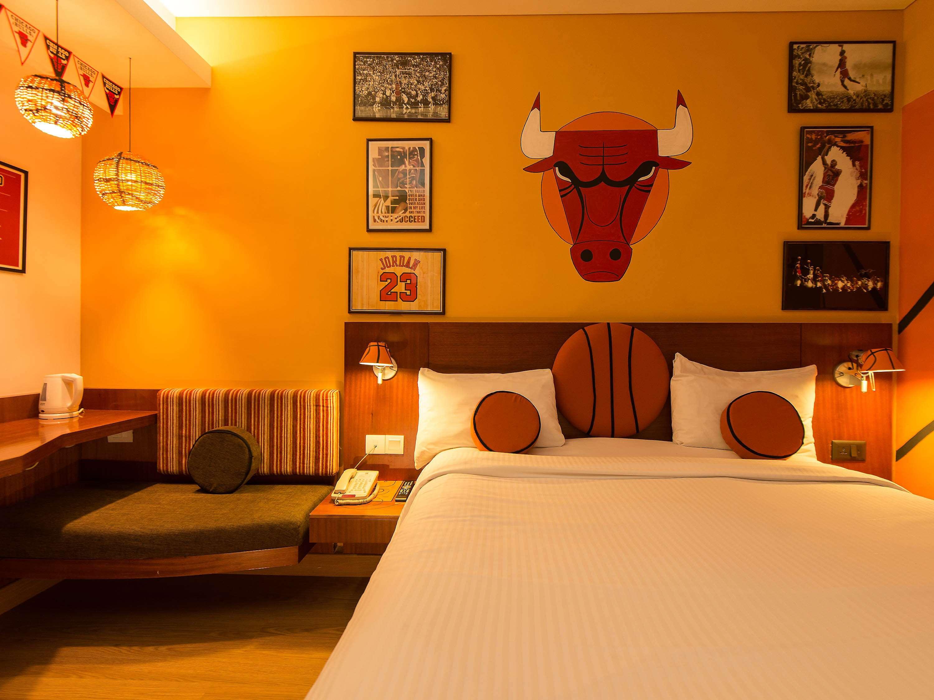 Standard, Double or Twin Bed