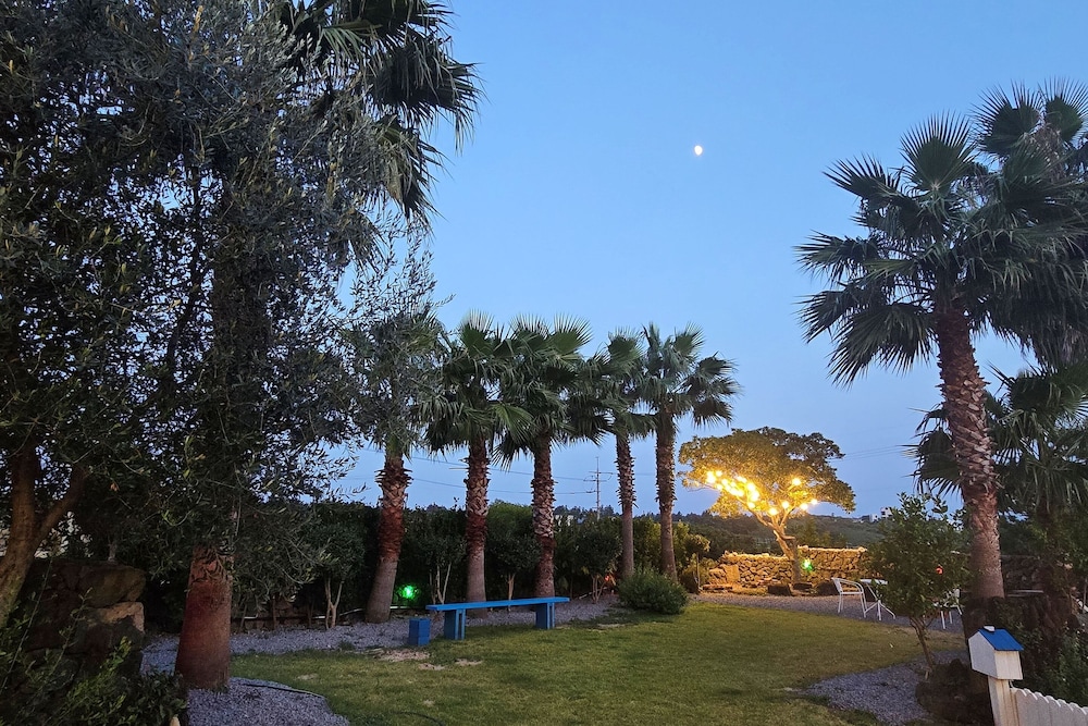 Seogwipo Dawa Pool Villa Pension 41/50