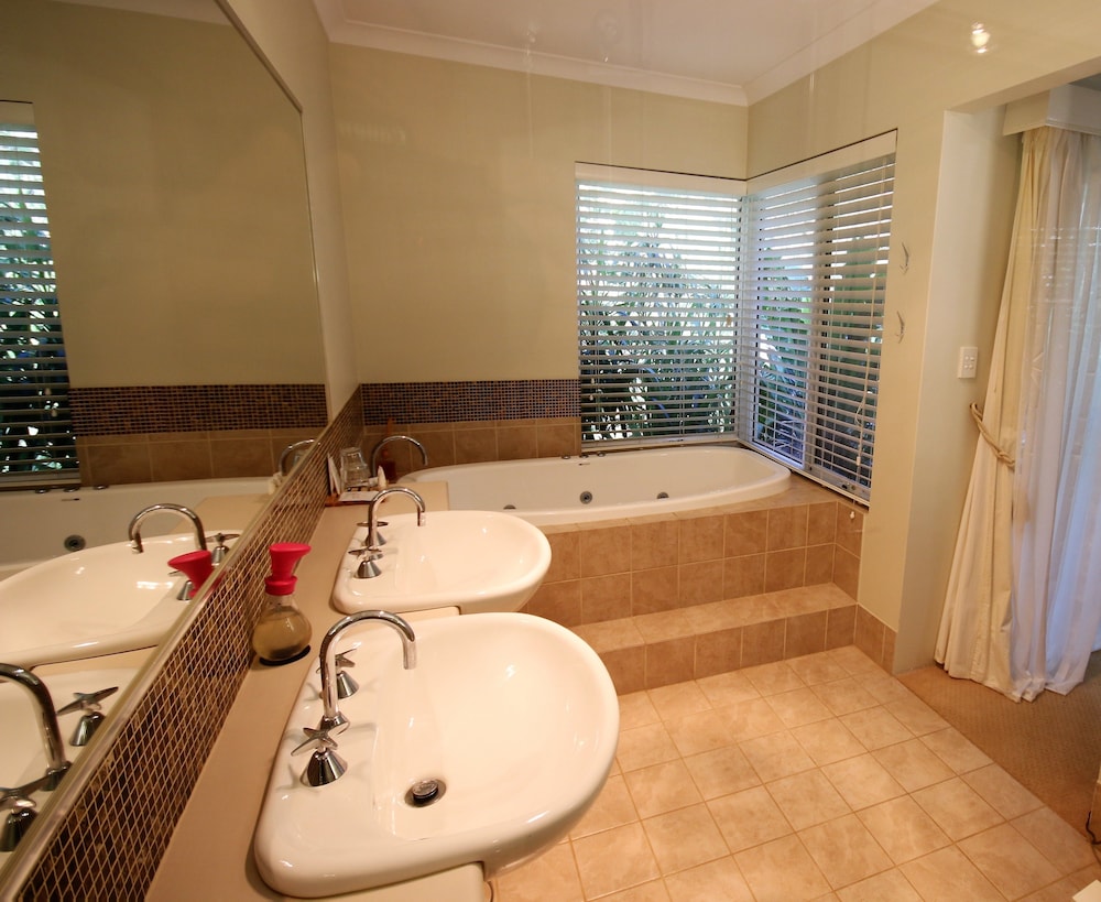 MARGARET RIVER BED AND BREAKFAST 45/48
