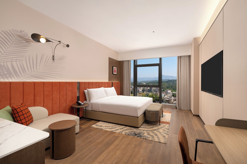 Hilton Garden Inn Shanwei Luhe 20/50