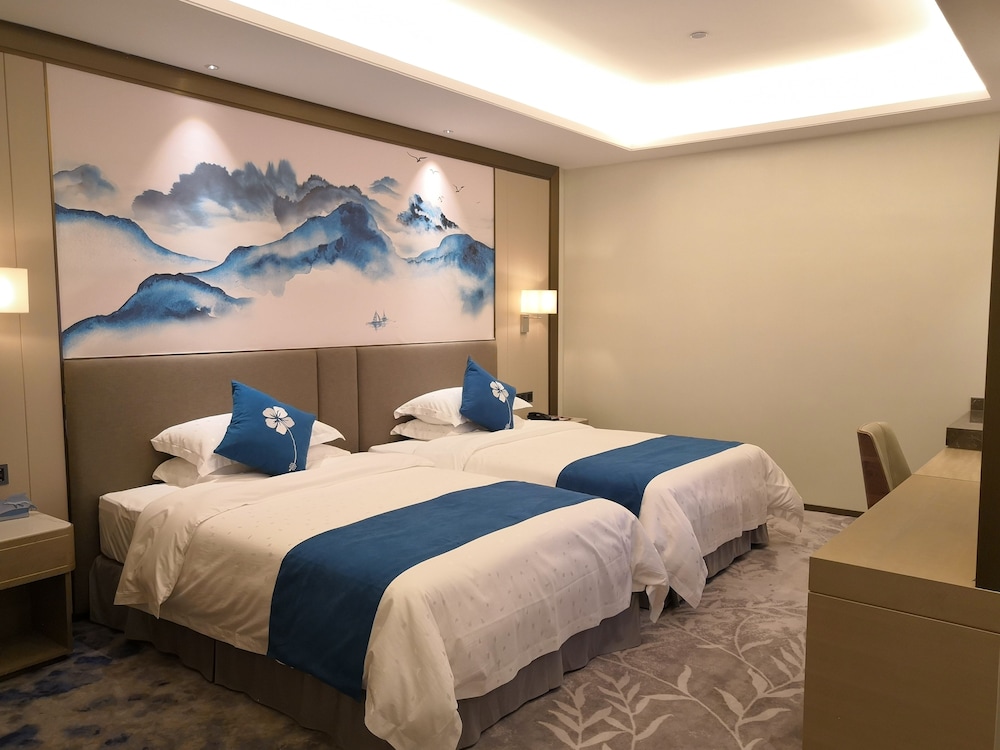 Ramada By Wyndham Huizhou Longmen 13/39