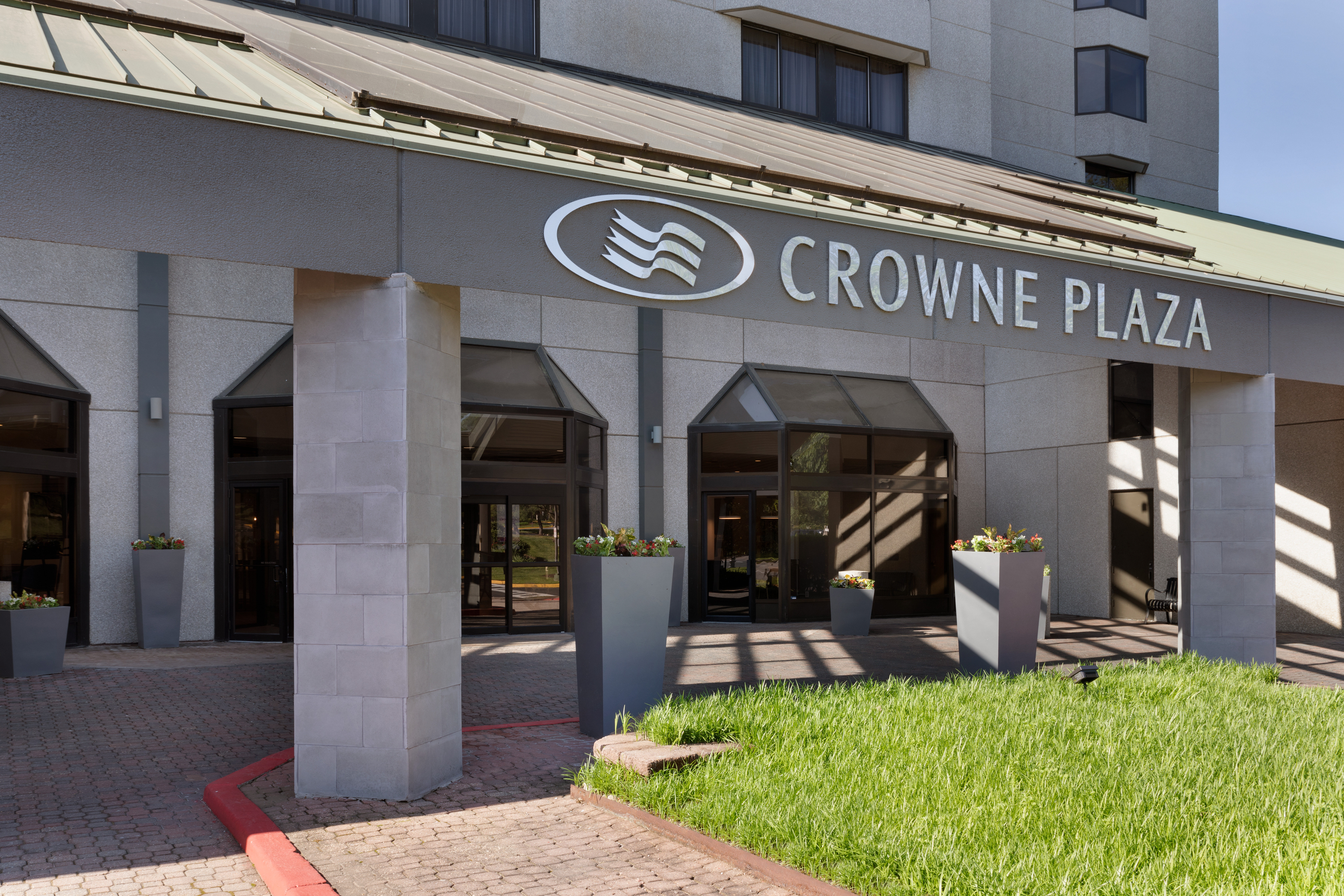 Crowne Plaza College Park Washington DC 6/79