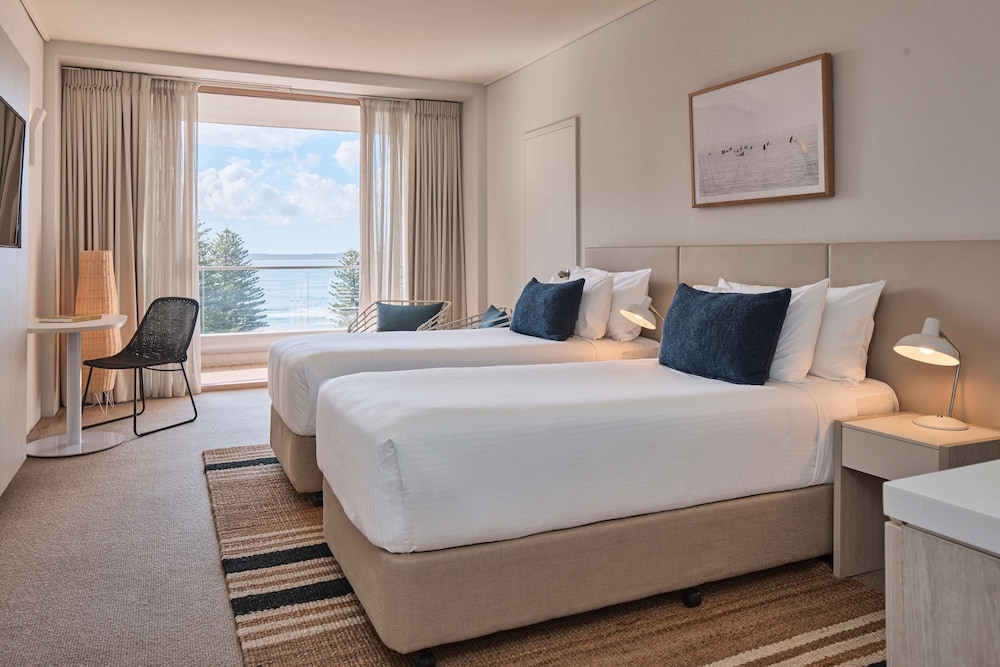 SUPERIOR, KING BED, OCEAN VIEW