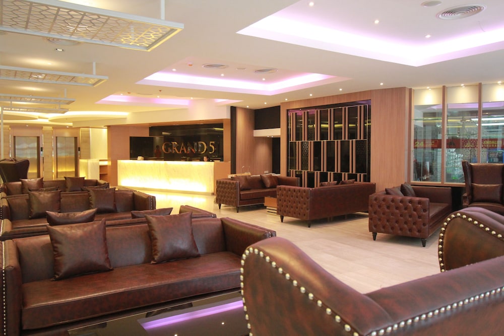 Grand 5 Hotel Plaza Sukhumvit Bangkok 46/63