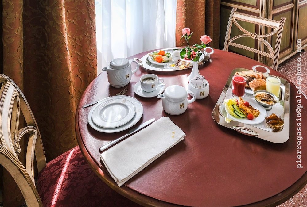 Hotel Majestic Tunis 53/64