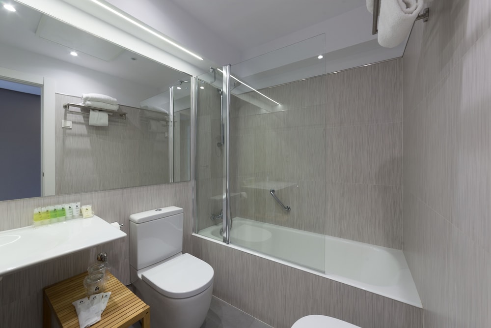 Hotel Avenida 15/62