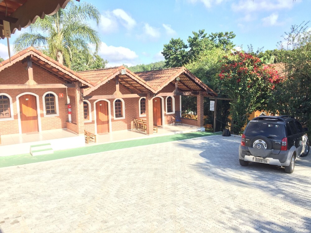 POUSADA BEZERRA 33/50