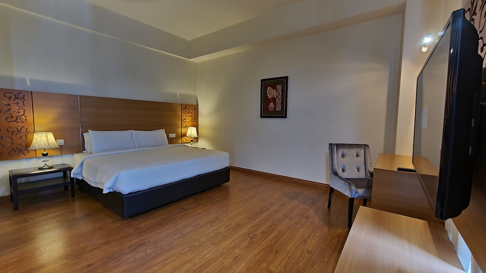 Garden Suite, King Bed، Swan Garden Hotel 5/10