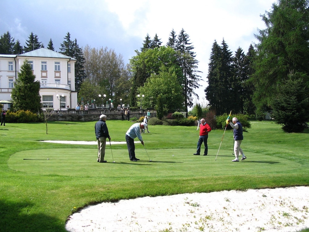 Parkhotel Golf 54/67