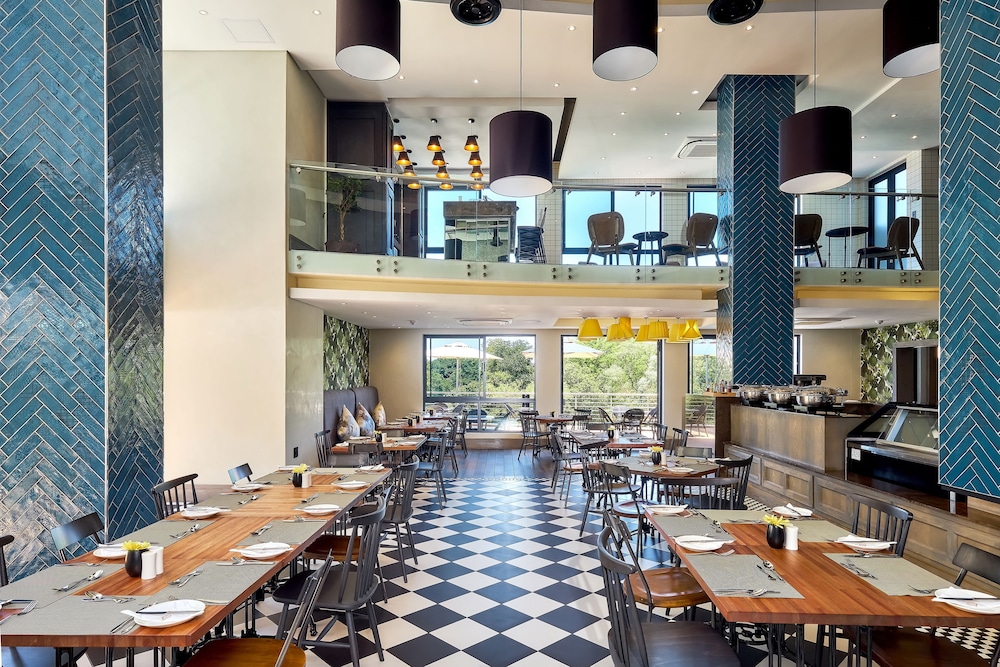 The Regency Apartment Hotel Menlyn 37/40