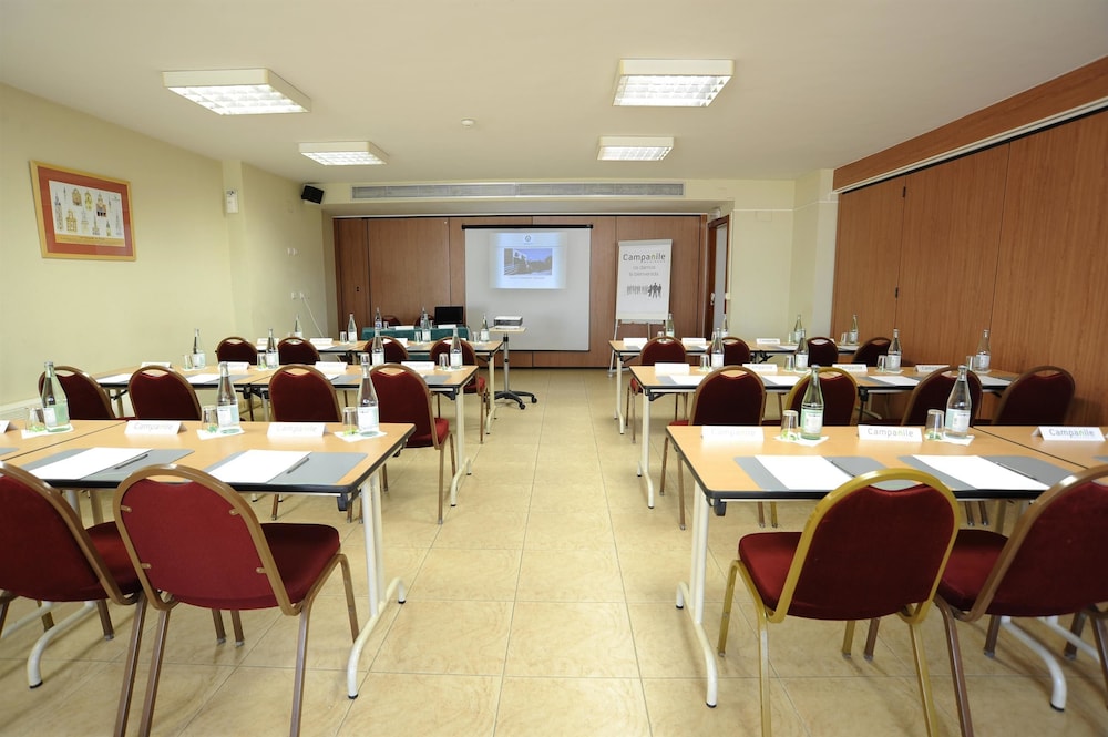 Travelodge Alicante Puerto 69/82