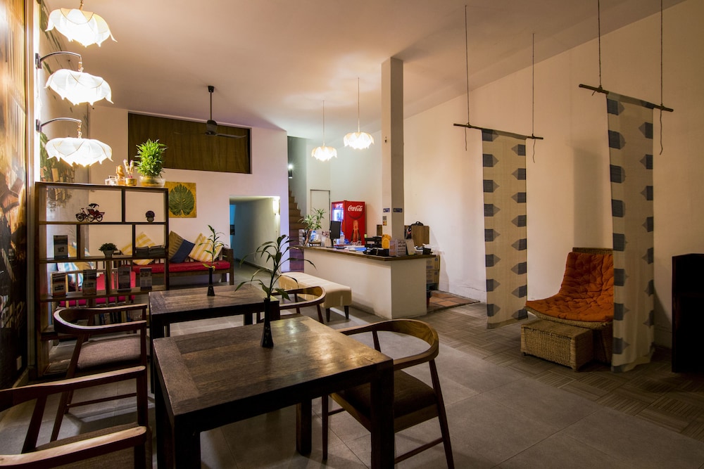 Suite Home Boutique Hotel 42/60