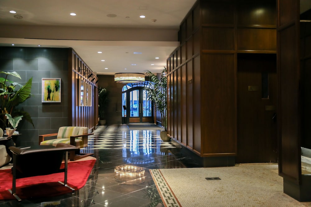 Belleclaire Hotel 14/75