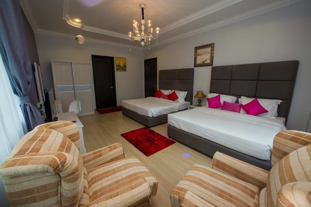 Smurf Inn Homestay 32/77